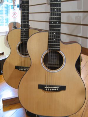 Picture of Martin 000 Jr-10 and 000C Jr-10E